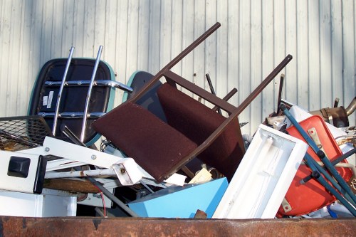 Efficient waste disposal using skip bins